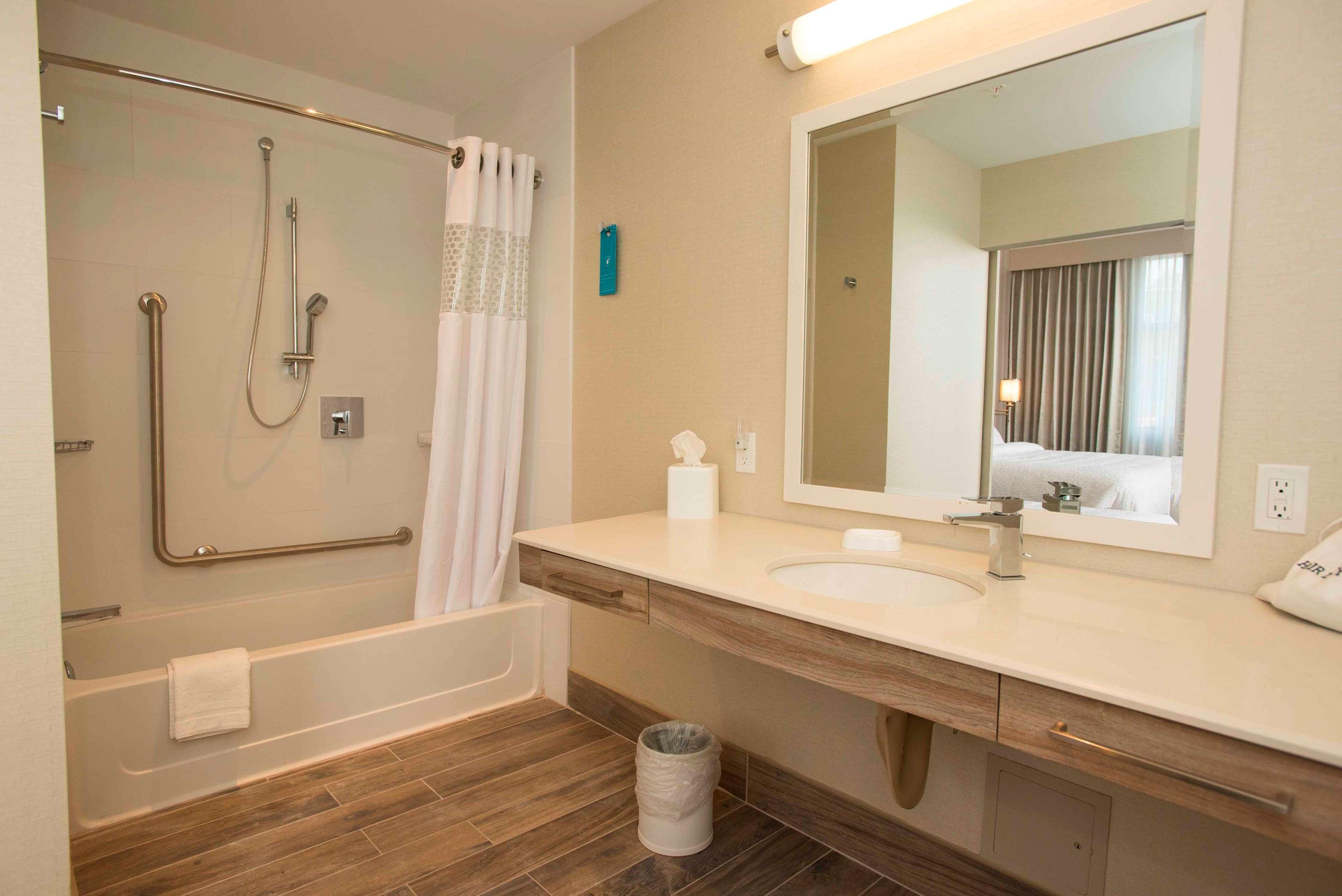 Hampton Inn & Suites By Hilton Thunder Bay Zewnętrze zdjęcie