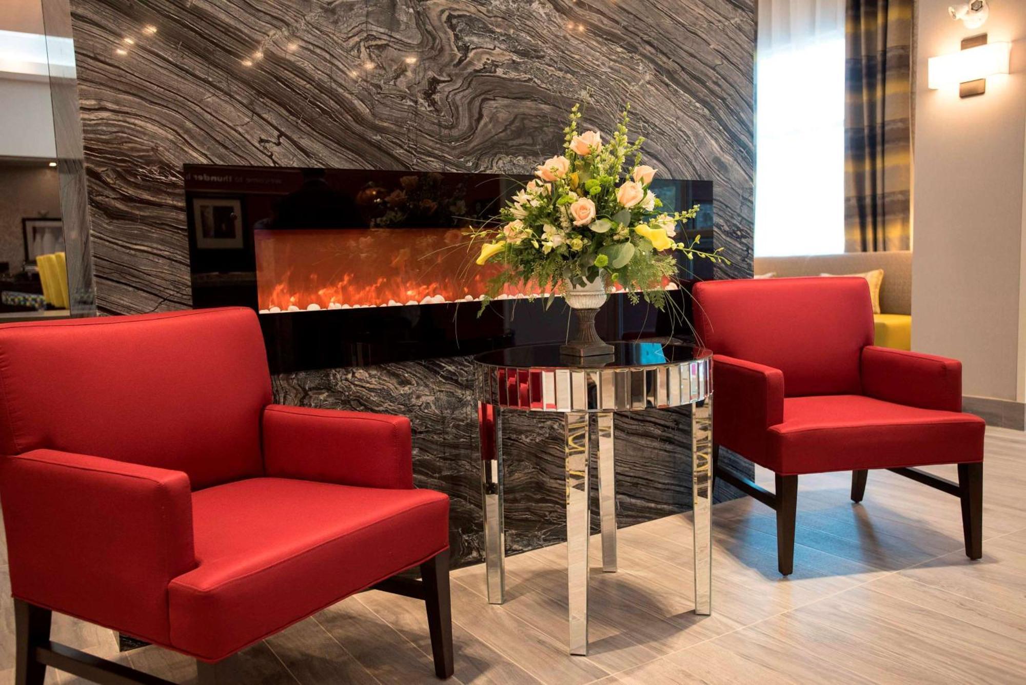 Hampton Inn & Suites By Hilton Thunder Bay Zewnętrze zdjęcie